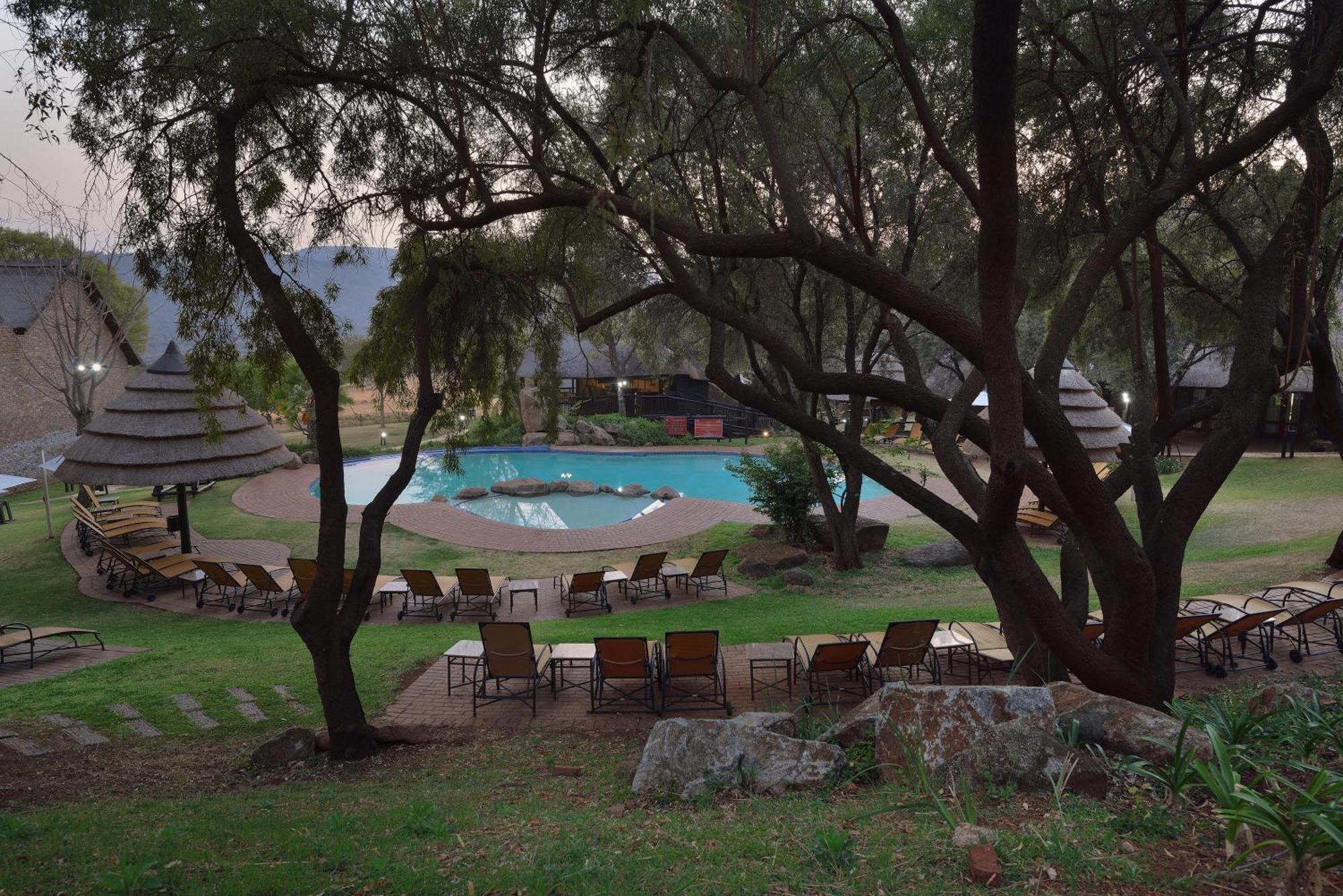 Bakubung Bush Lodge Ledig Dış mekan fotoğraf
